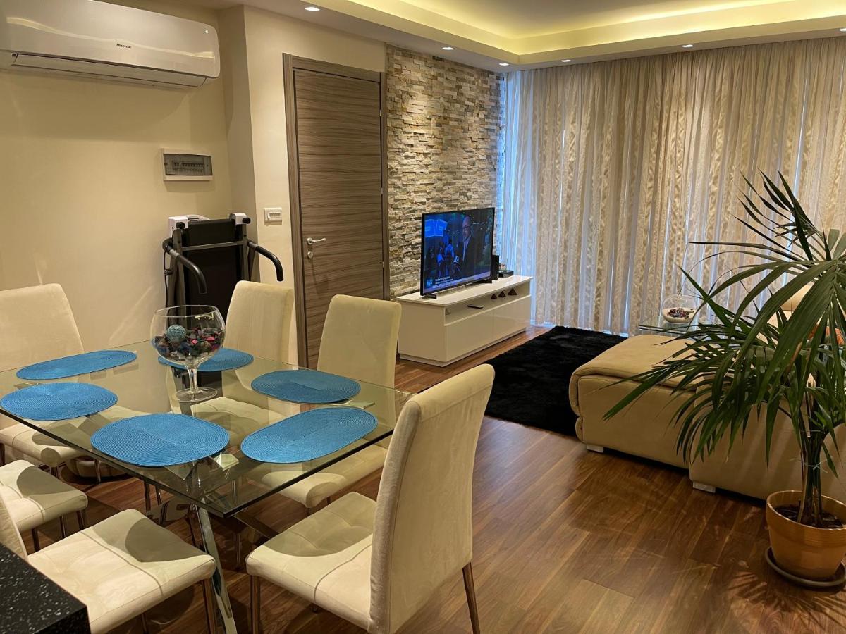 Modern Finished Apartment With Natural Light 세인트폴스베이 외부 사진